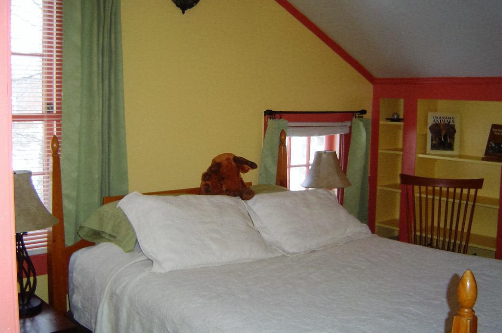 Wilderness Inn Bed And Breakfast Северен Уудсток Екстериор снимка