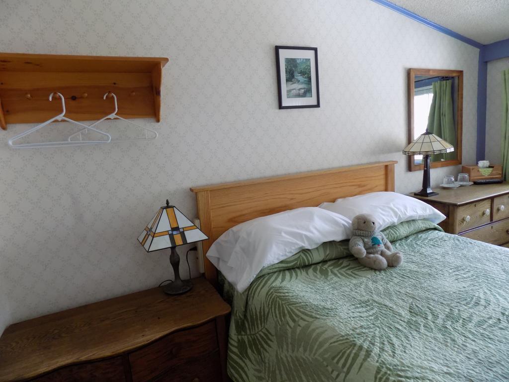 Wilderness Inn Bed And Breakfast Северен Уудсток Екстериор снимка