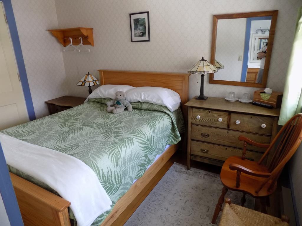 Wilderness Inn Bed And Breakfast Северен Уудсток Екстериор снимка