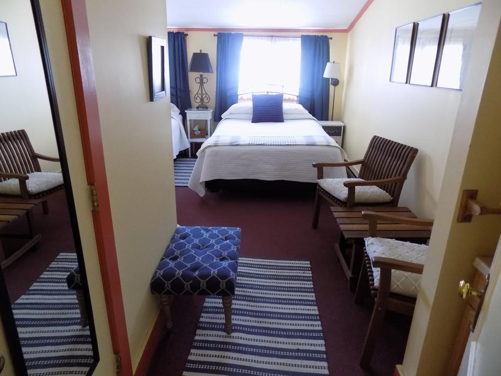 Wilderness Inn Bed And Breakfast Северен Уудсток Екстериор снимка