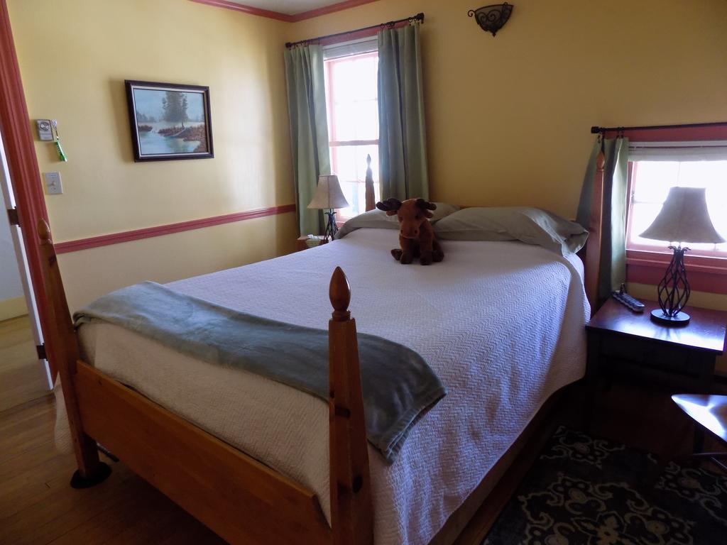 Wilderness Inn Bed And Breakfast Северен Уудсток Екстериор снимка